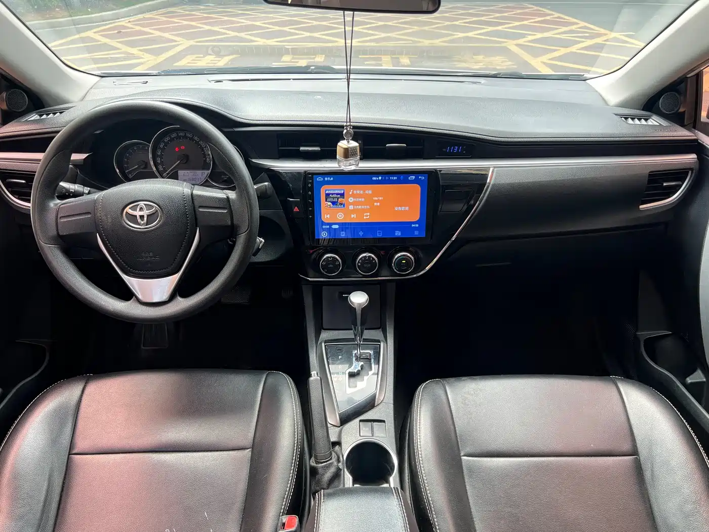 Toyota Corolla 2017 Facelift 1.6L S-CVT GL фото 10