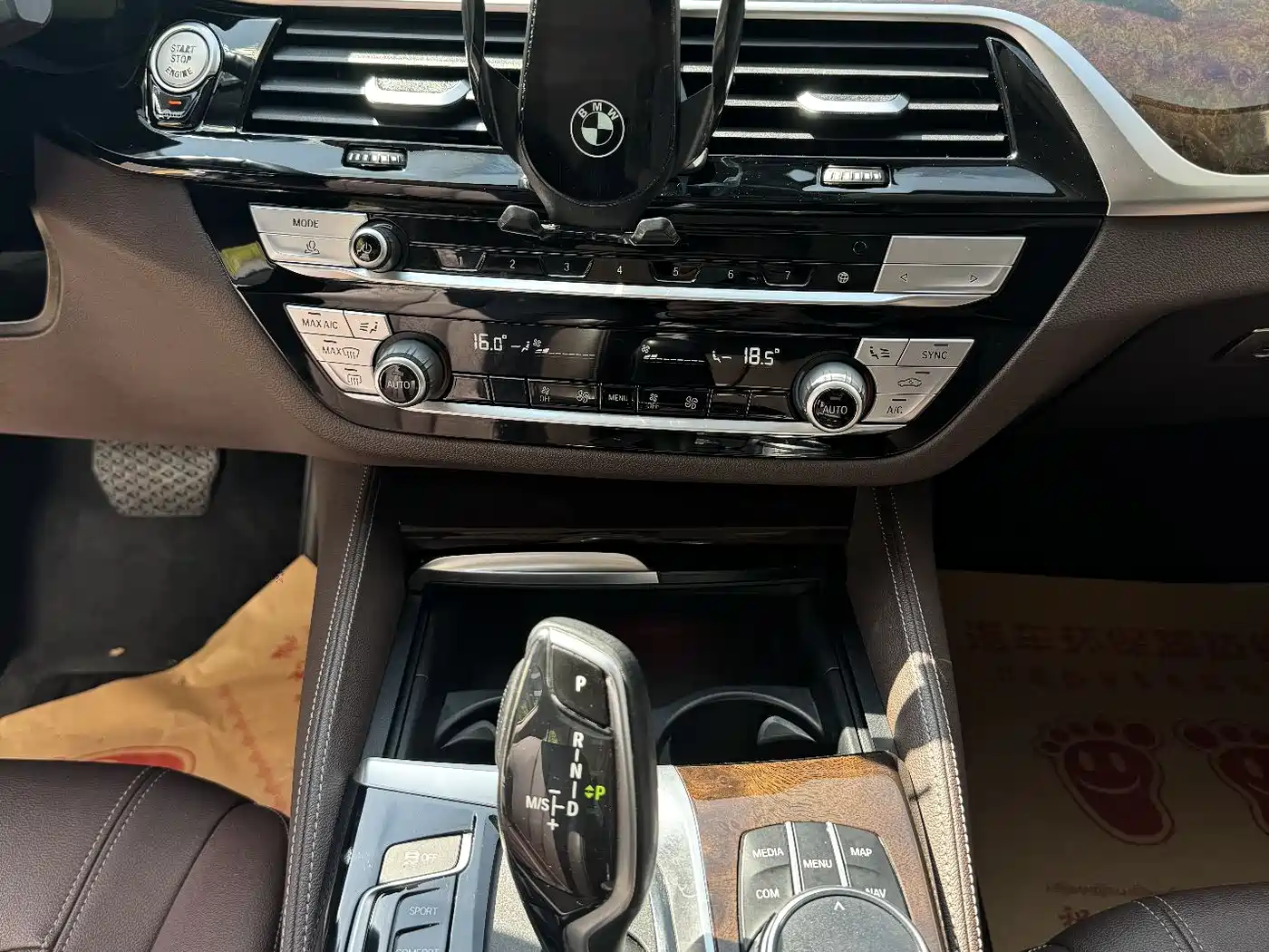 BMW 5 Series 2020 525Li Luxury Package фото 11