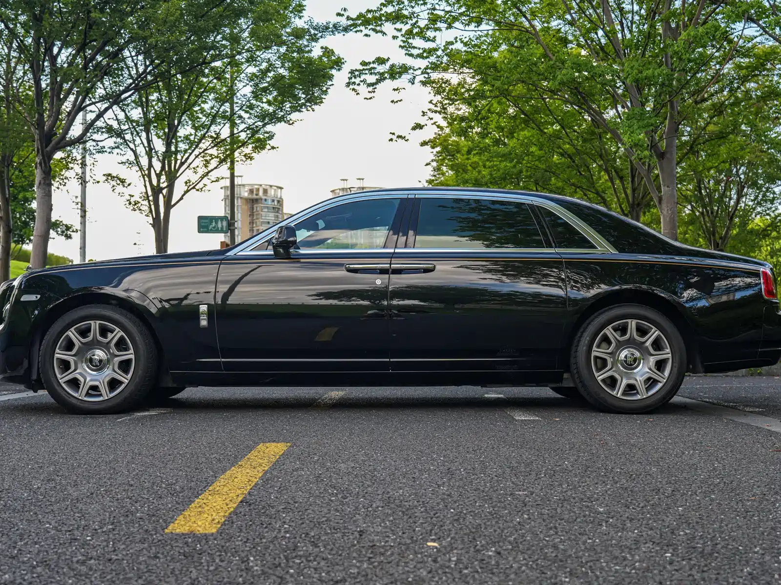 Фото 12 - Rolls-Royce Ghost