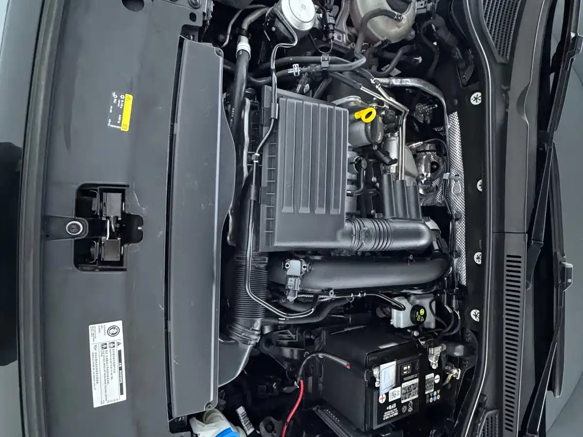 Photo 7 - Volkswagen Passat
