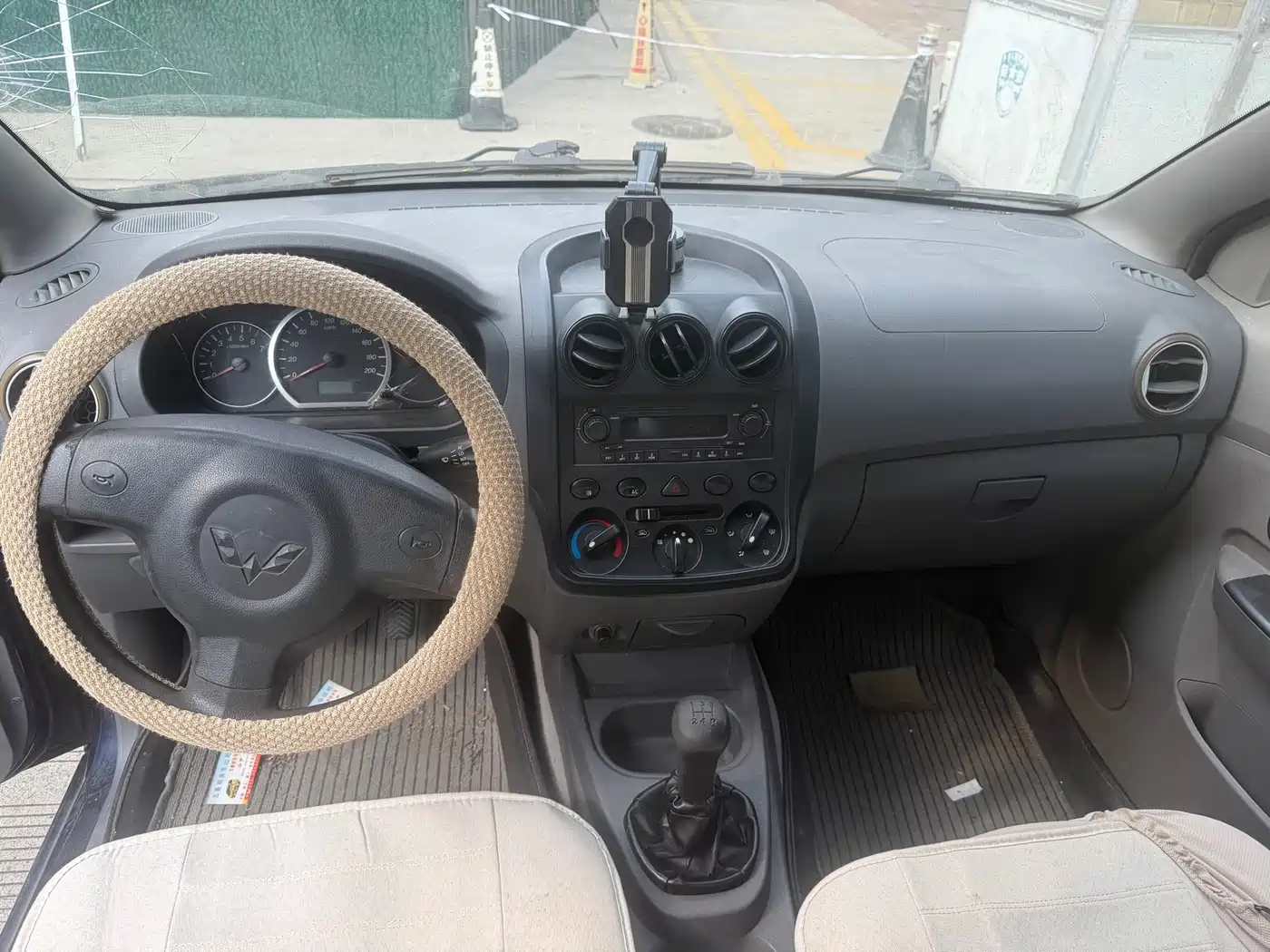 Wuling Motors Wuling Hongguang 2013 2014 Model 1.2L Base Version China IV