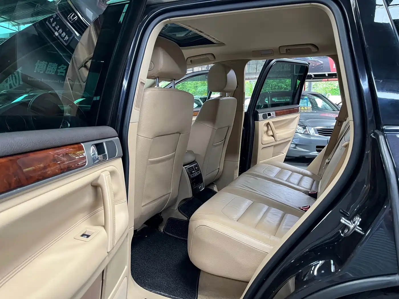 Volkswagen Touareg 2010 3.6 Limited Top Edition фото 15