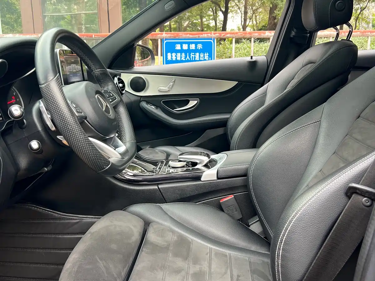 Mercedes-Benz C-Class 2017 Facelift C 200 Sport Edition фото 8