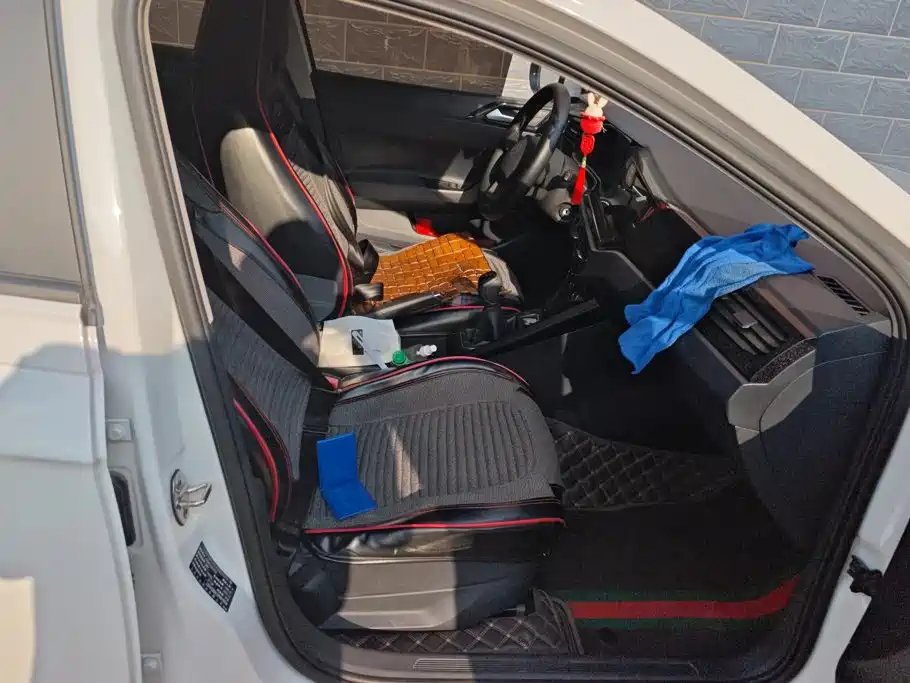 Фото 8 - Volkswagen Lavida