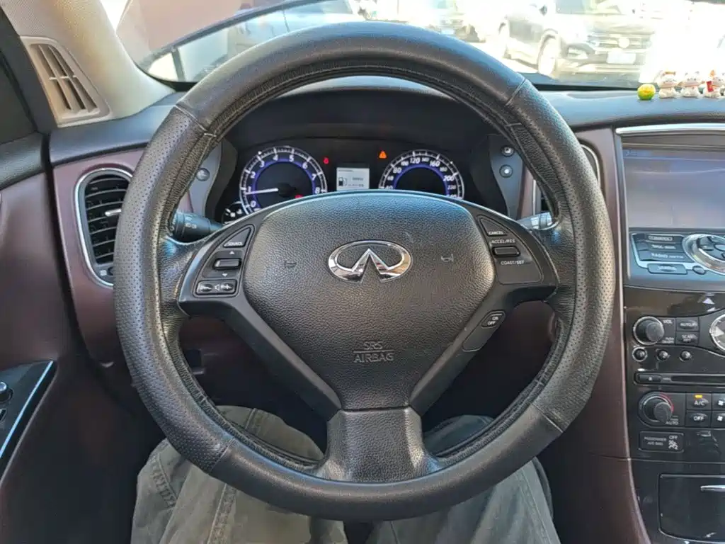 Infiniti QX50 (Import) 2015 2013 2.5L 2WD Elegance