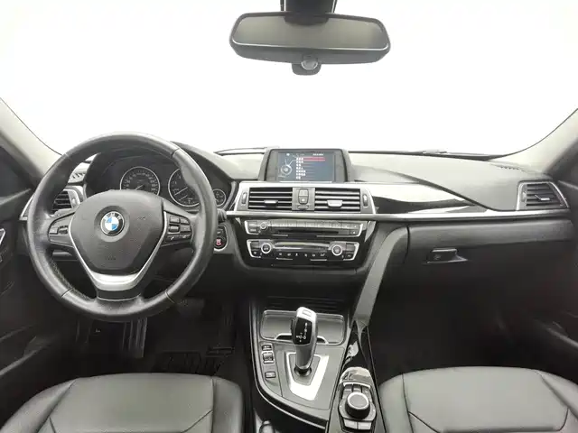 BMW 3 Series 2017 320Li Fashion — фото 5