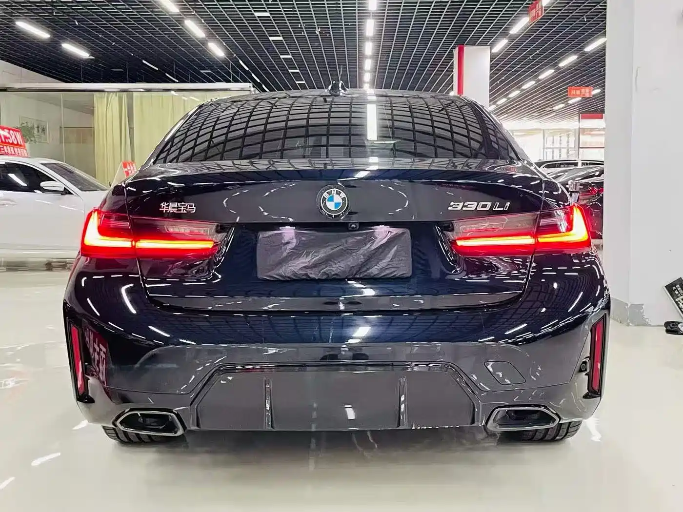 BMW 3 Series 2026 2026 330Li M Sport Shadowline Package