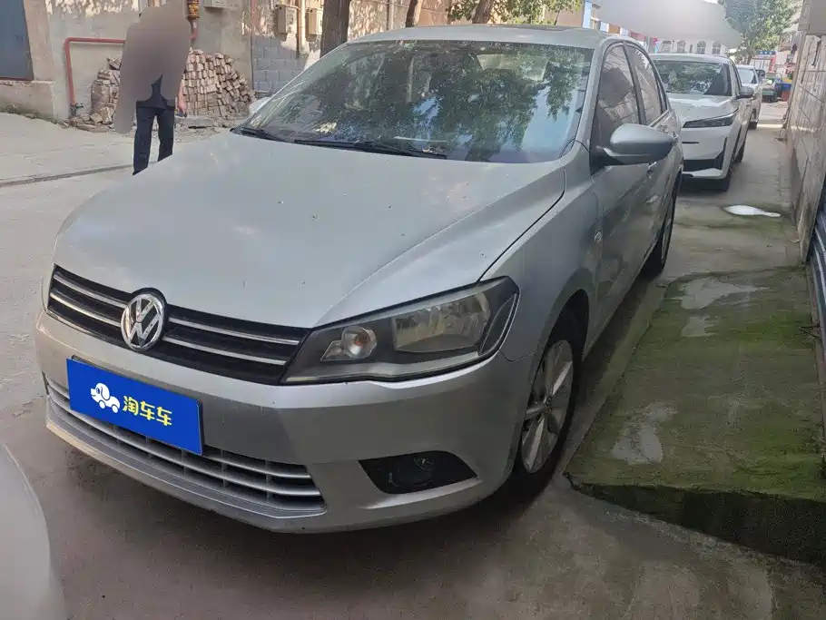 Photo 1 - Volkswagen Jetta
