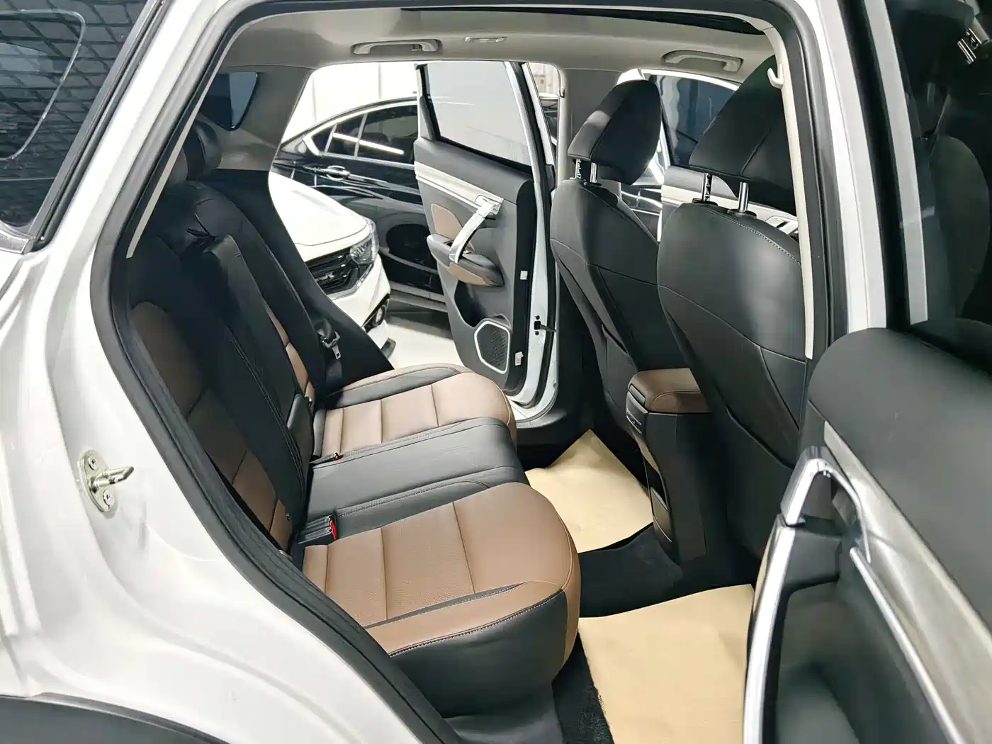 Geely Binyue 2019 2019 260T DCT Ranger China VI