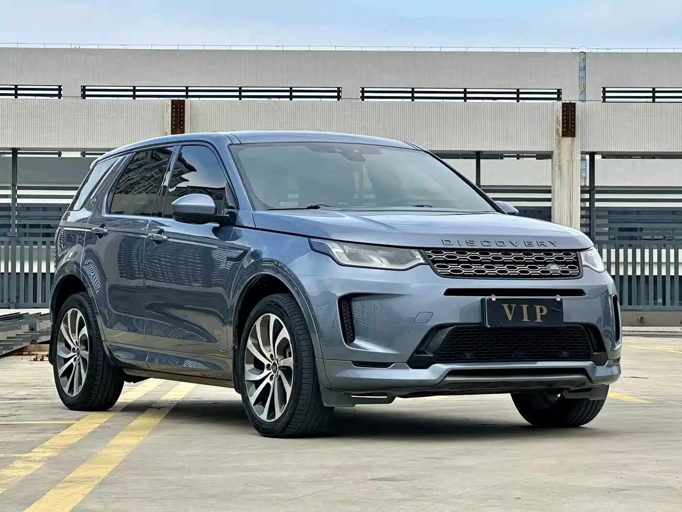 Land Rover Discovery Sport 2020 249PS R-Dynamic Performance фото 3