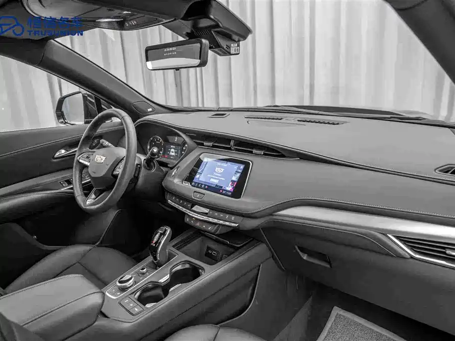 Cadillac XT4 2023 2023 Model Year 28T Two-Wheel Drive Luxury Model