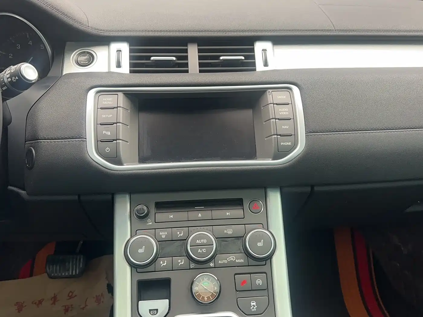 Land Rover Range Rover Evoque 2015 2.0T 5-Door Intelligent Edition фото 19
