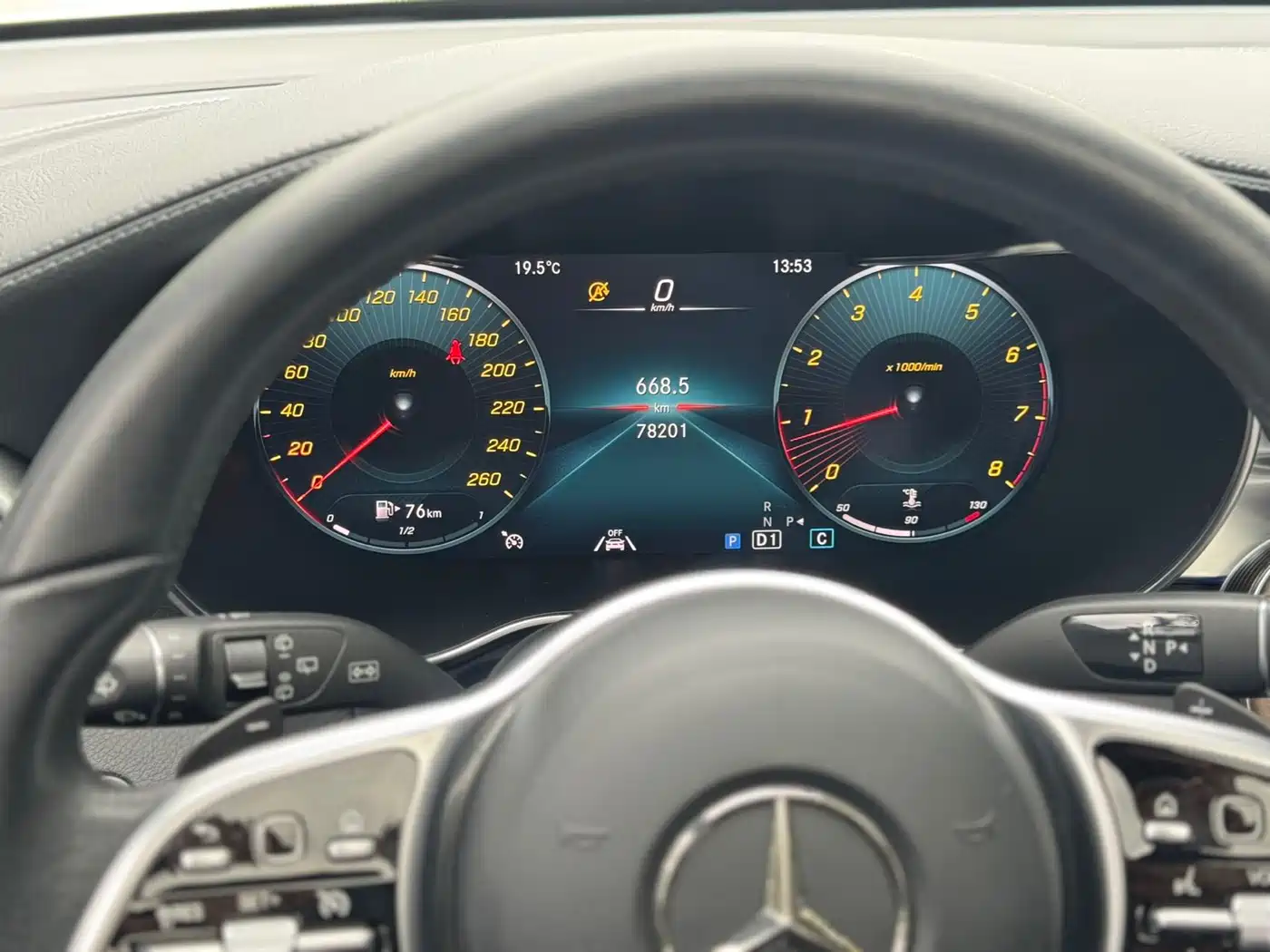 Mercedes-Benz GLC 2020 Facelift GLC 300 L 4MATIC Dynamic фото 7