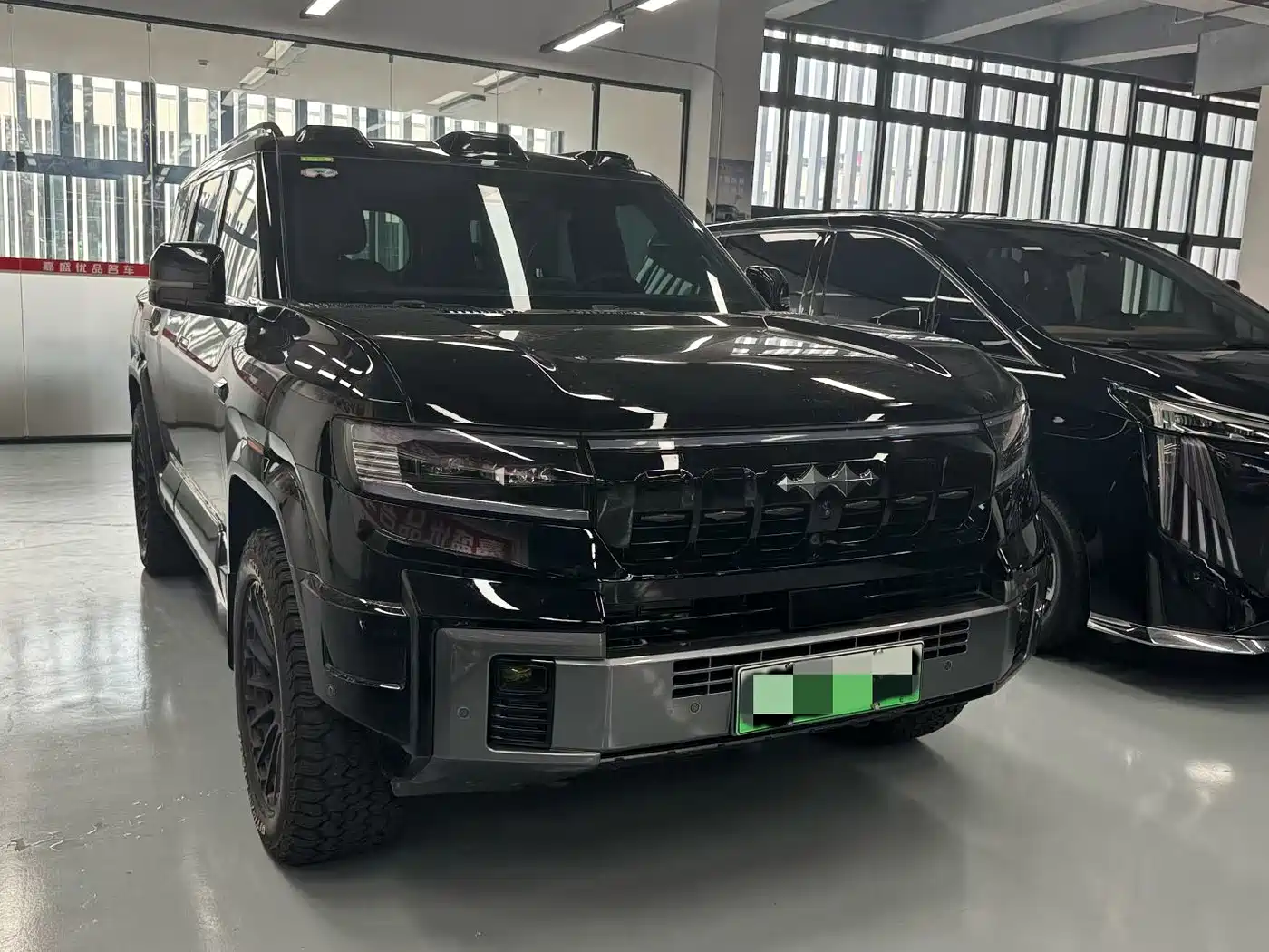 Фото 3 - Fang Cheng Bao Leopard 8