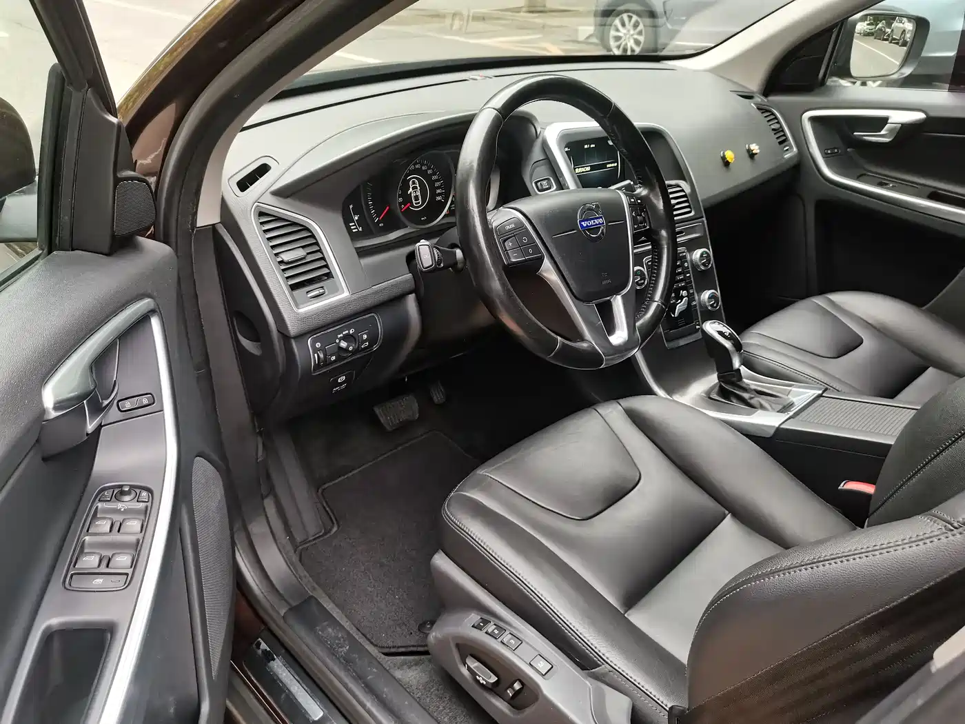 Volvo XC60 (Import) 2014 2015 T5 Smart Comfort Edition
