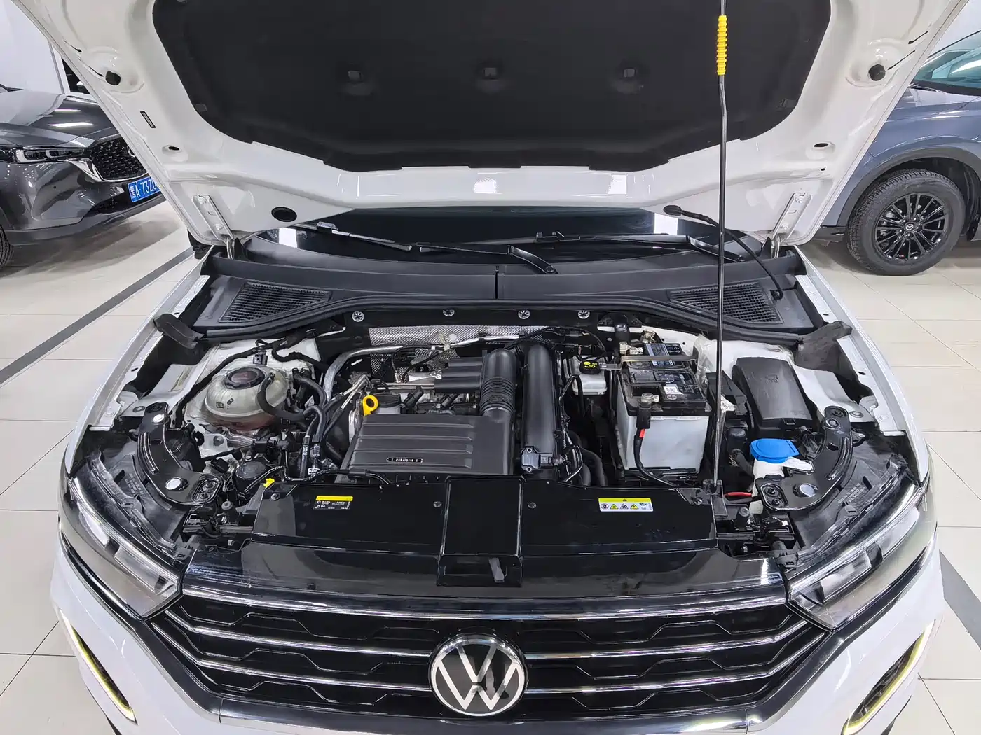 Volkswagen T-ROC 2022 280TSI DSG 2WD Comfort PLUS фото 20