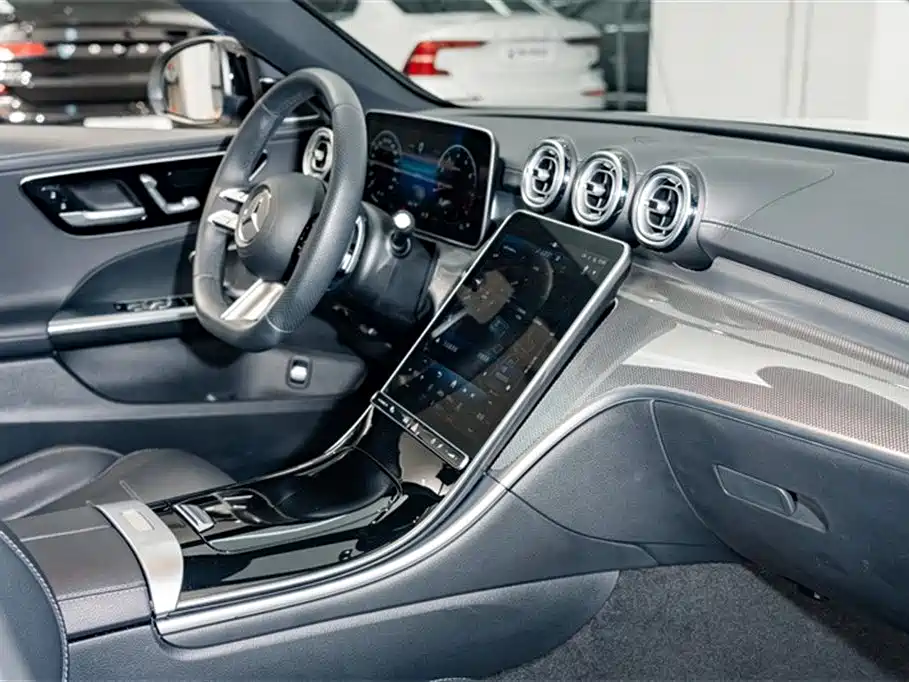 Mercedes-Benz C-Class 2023 C 260 L Night Edition Sport фото 18