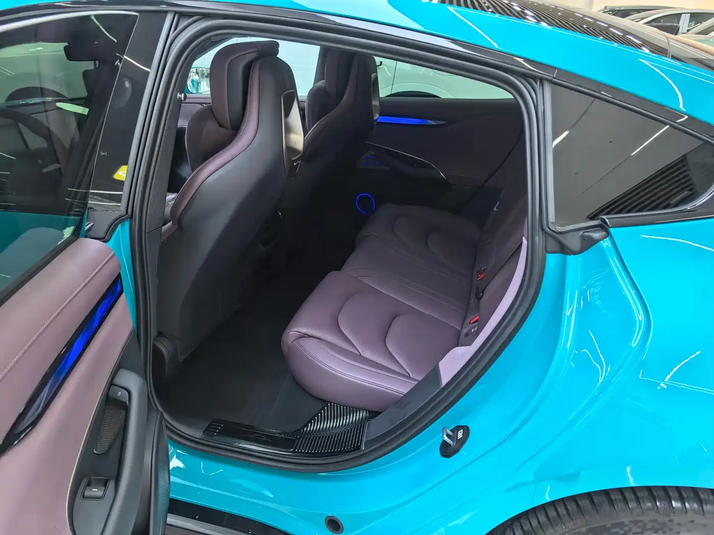 XIAOMI CAR XIAOMI SU7