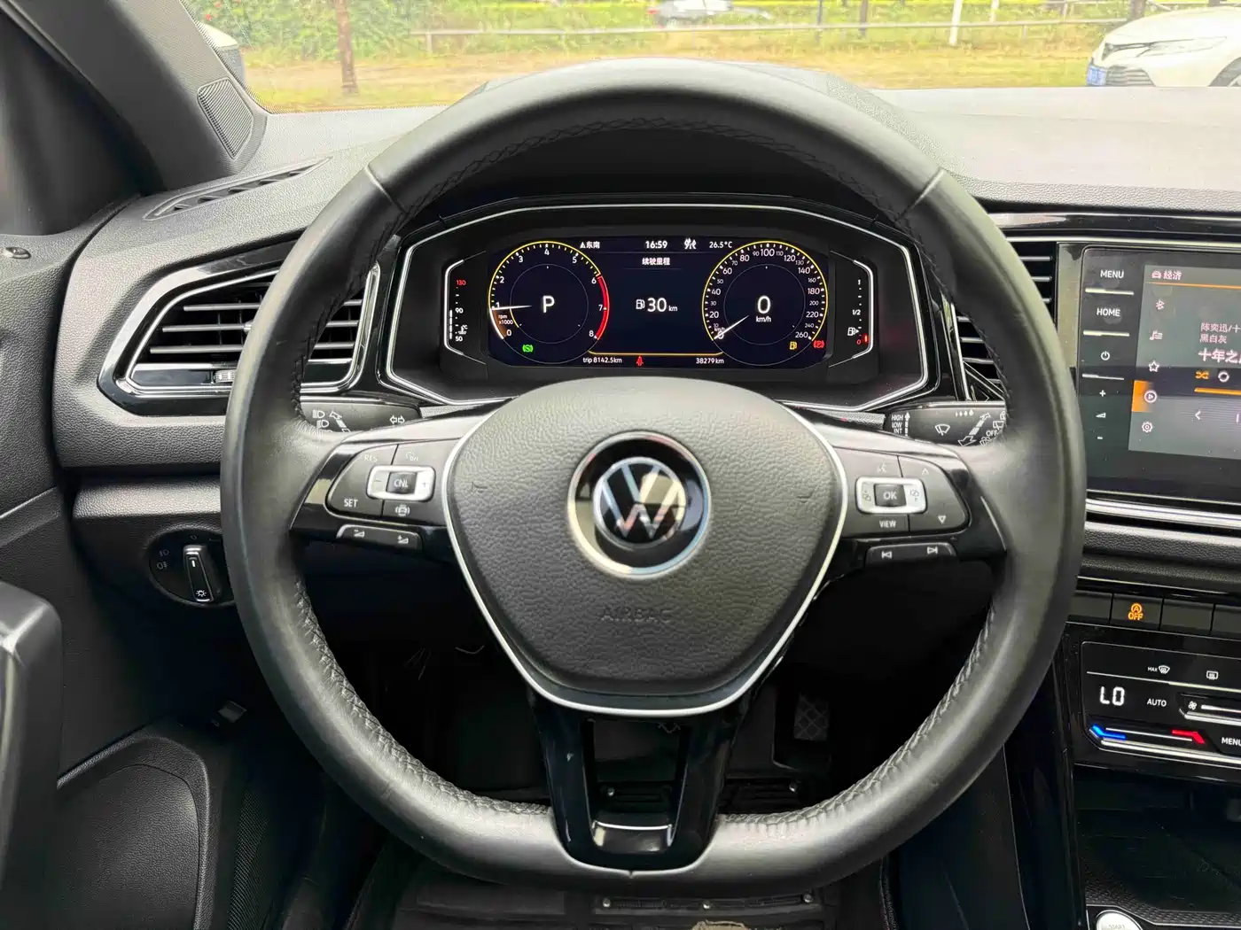 Volkswagen T-ROC 2021 280TSI DSG 4WD Luxury Connected фото 13