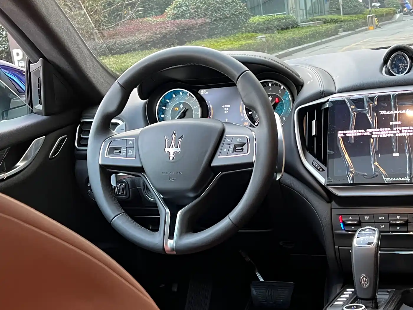 MASERATI GHIBLI