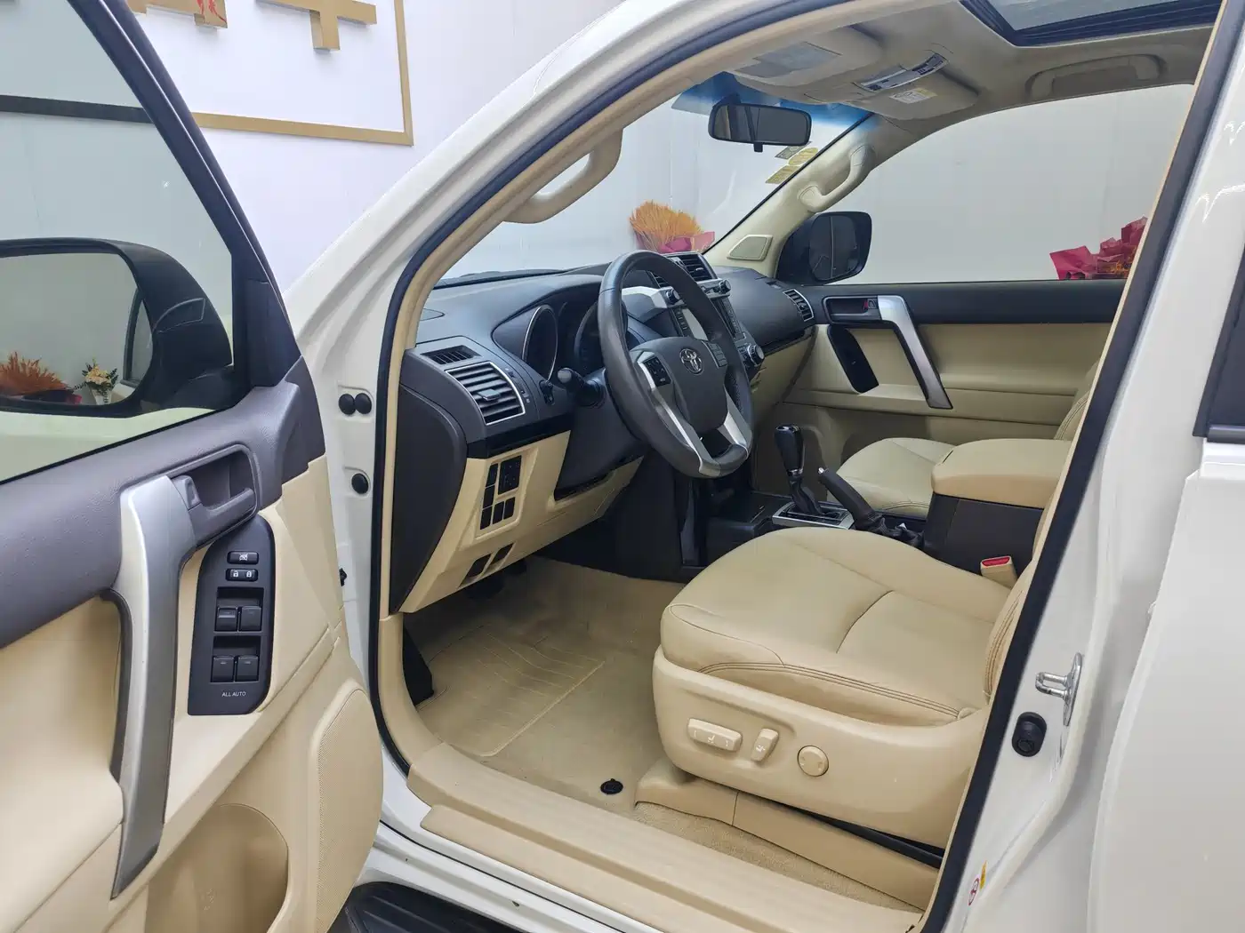 Toyota Prado 2016 2.7L Auto Standard Edition фото 4