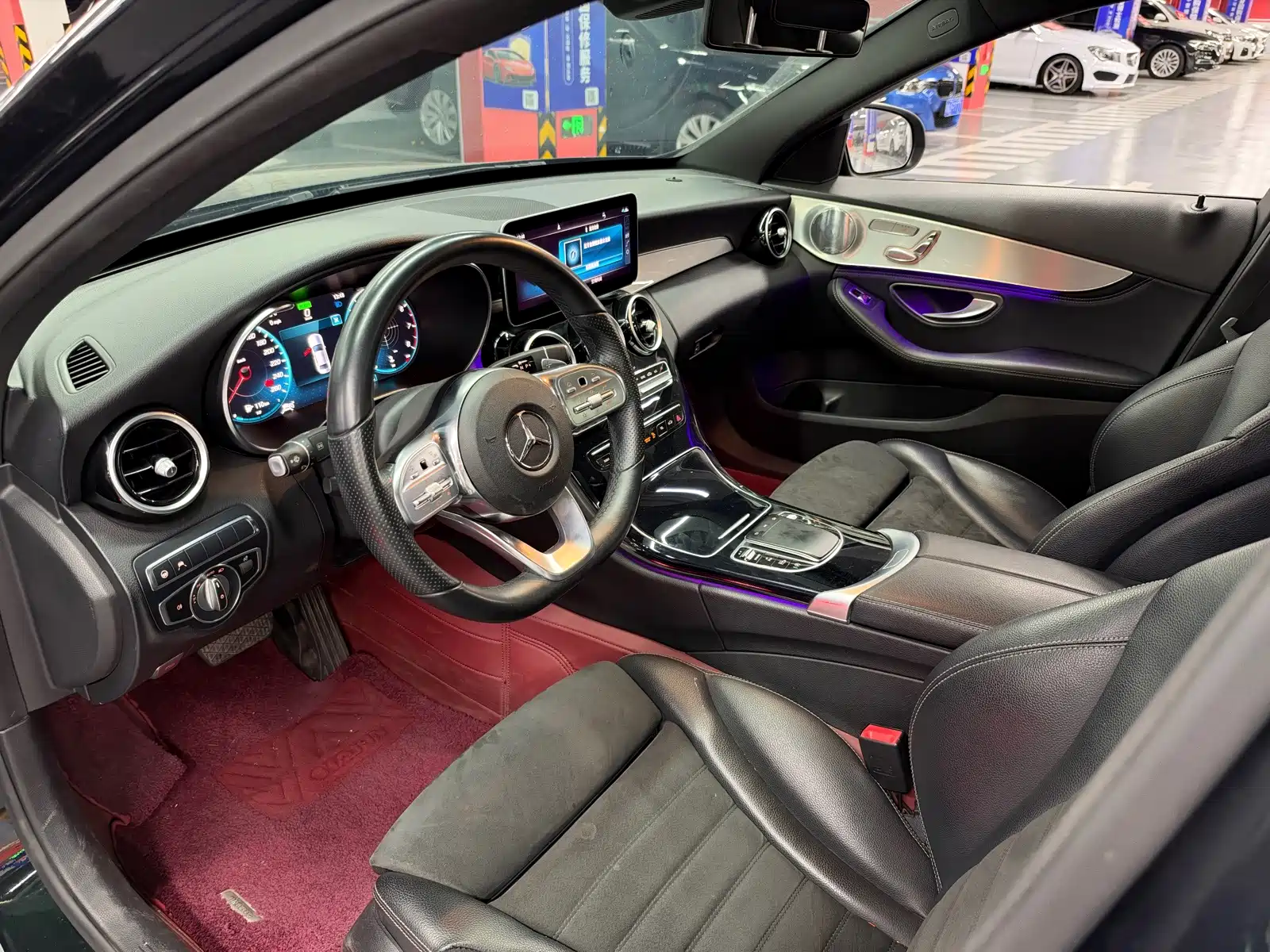 Фото 8 - Mercedes-Benz C-Class