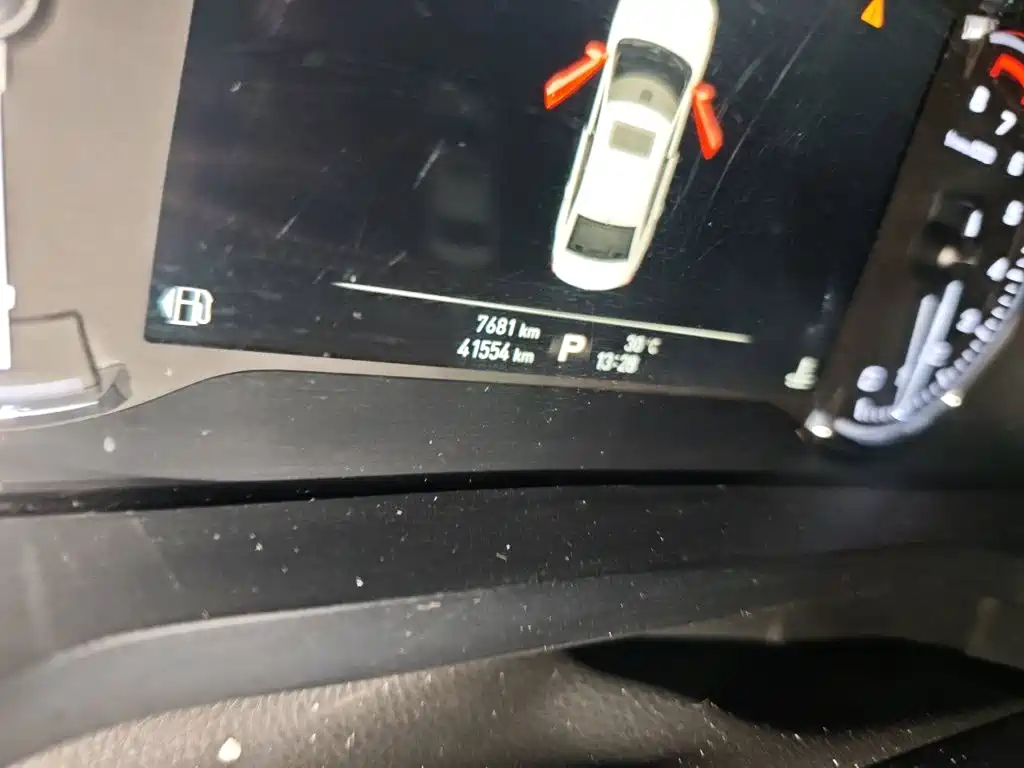 Roewe i6 2021 2020 PLUS 1.6L CVT 4G Connected Glory Flagship Edition