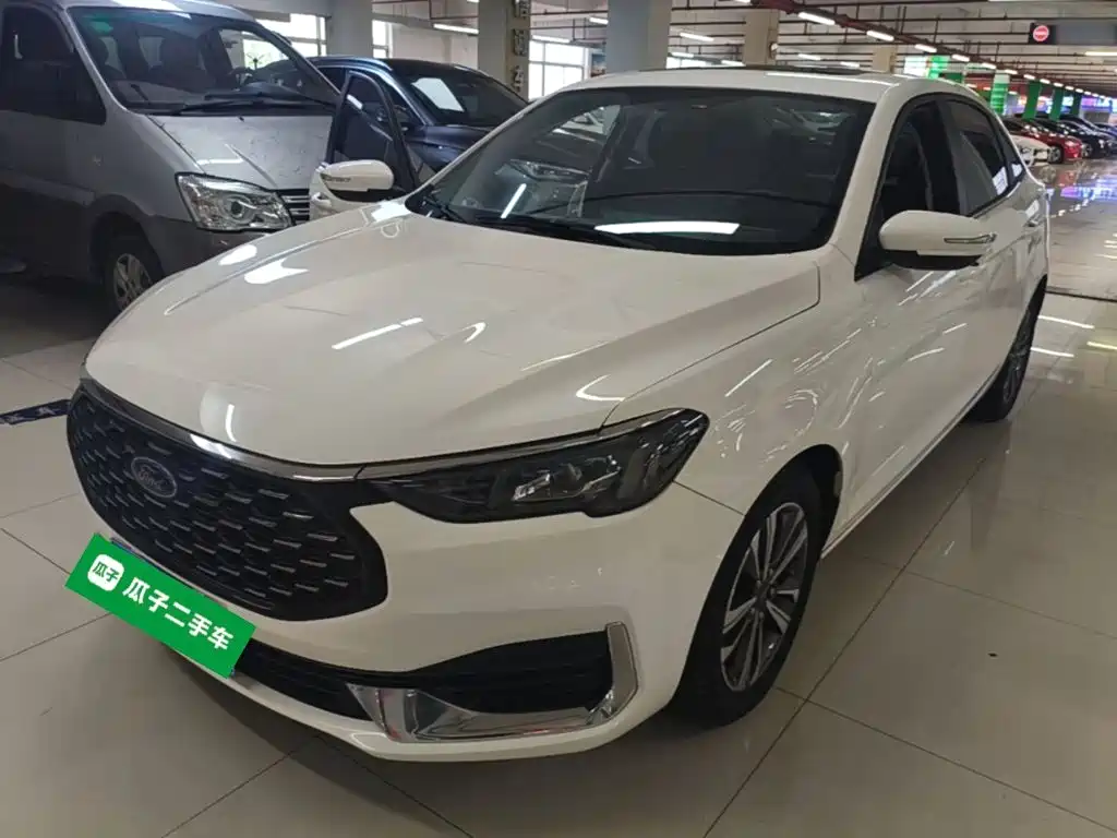 2022 Ford Escort