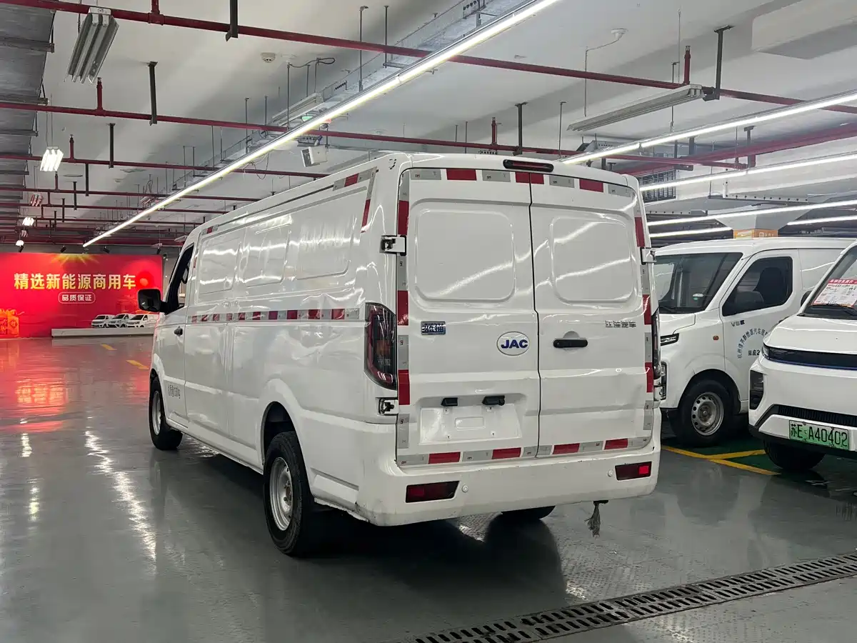 JIANGQI GROUP BLUE CAT