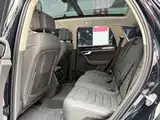 Фото 8 - Volkswagen Touareg