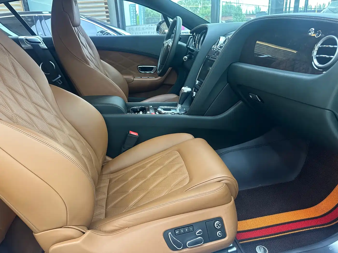 Bentley Continental 2014 4.0T GT V8 S Standard фото 13