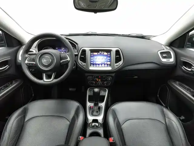 Jeep Compass 2017 200T Automatic Family Edition — фото 5
