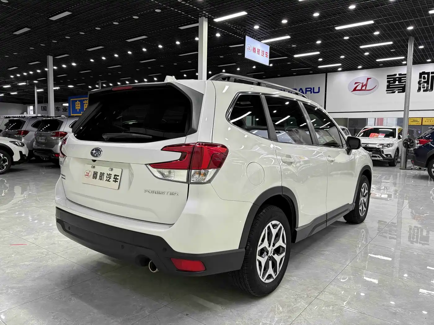 Subaru Forester 2023 2022 2.0i AWD Luxury Edition with EyeSight