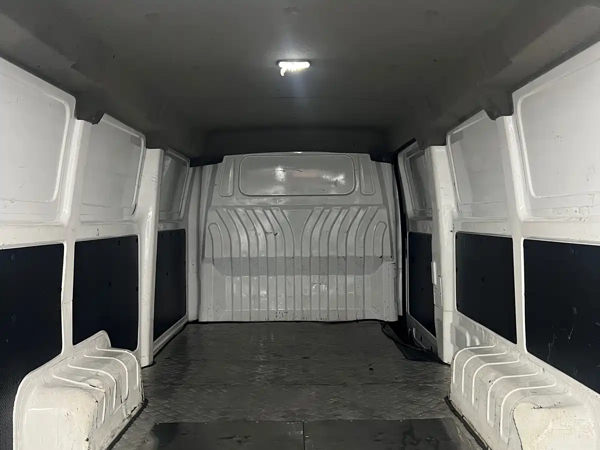 JIANGQI GROUP BLUE CAT