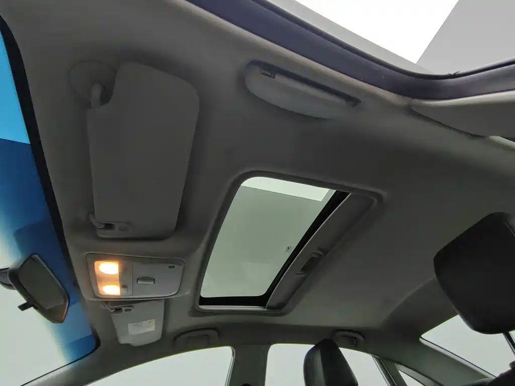 Фото 14 - Buick Excelle