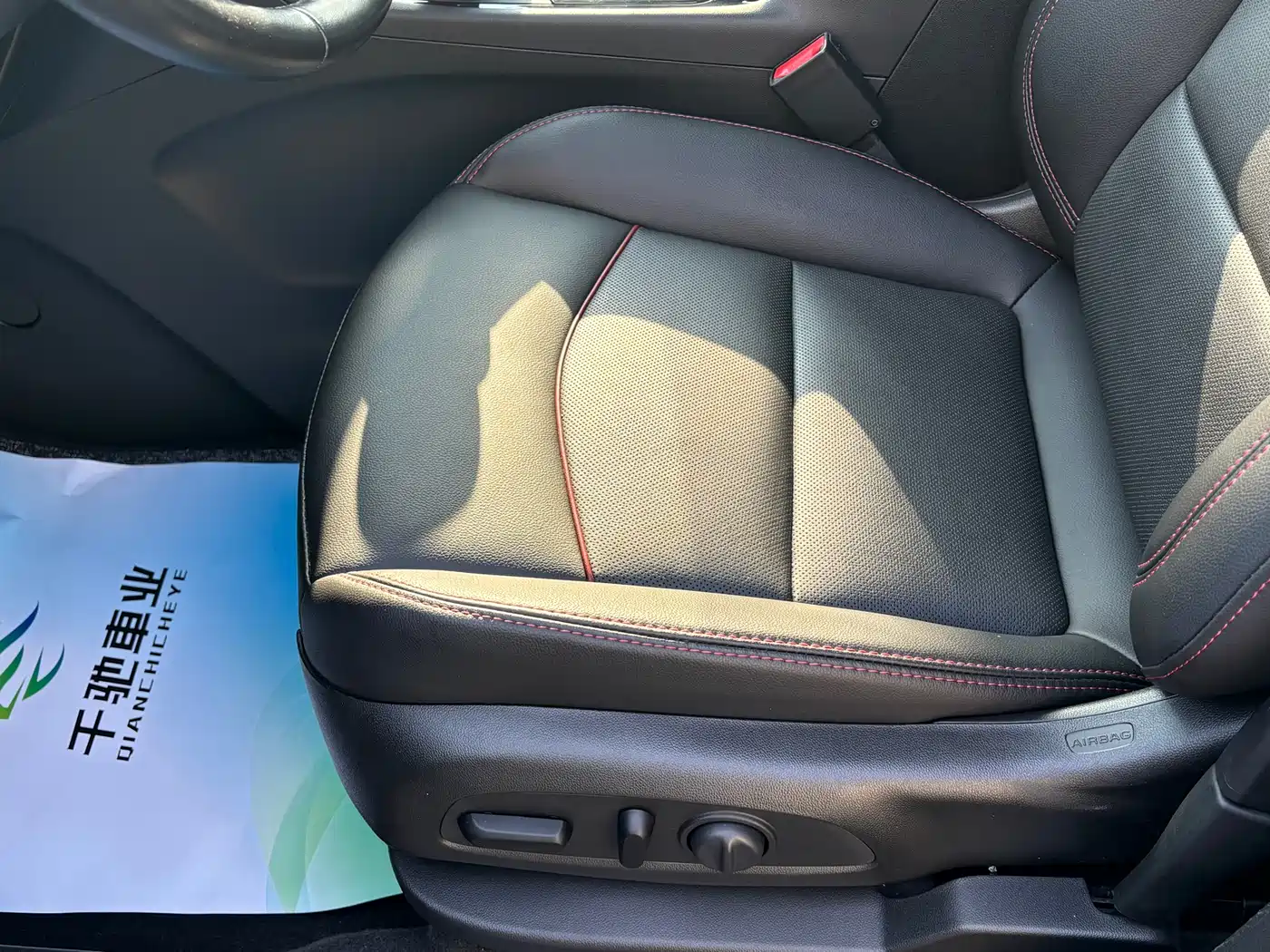 Chevrolet Equinox 2022 Mild Hybrid 550T RS 4WD Intelligent Defense Edition фото 6