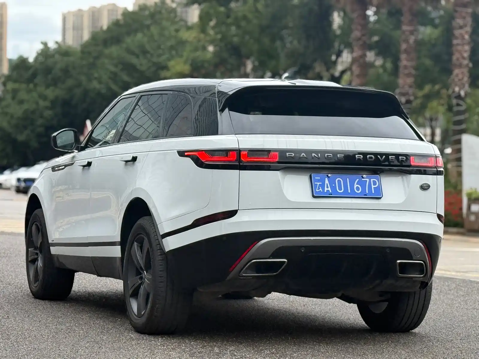 Фото 15 - Land Rover Range Rover Velar