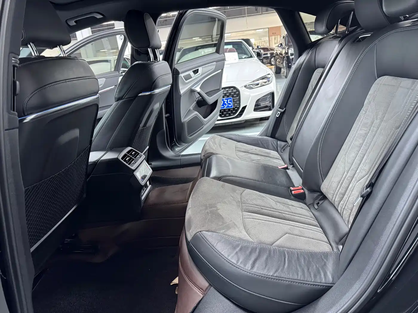 Audi A6L 2022 45 TFSI Premium Dynamic фото 14