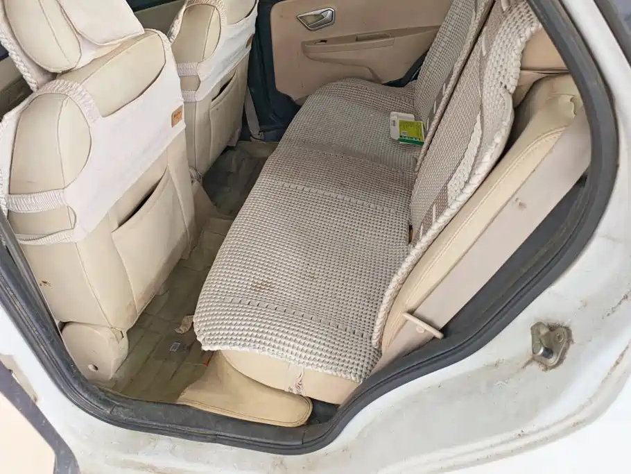 Chery Fengyun 2 2013 2013 Hatchback 1.5L AMT Sharp Edition