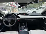 Photo 18 - Mazda Mazda 3
