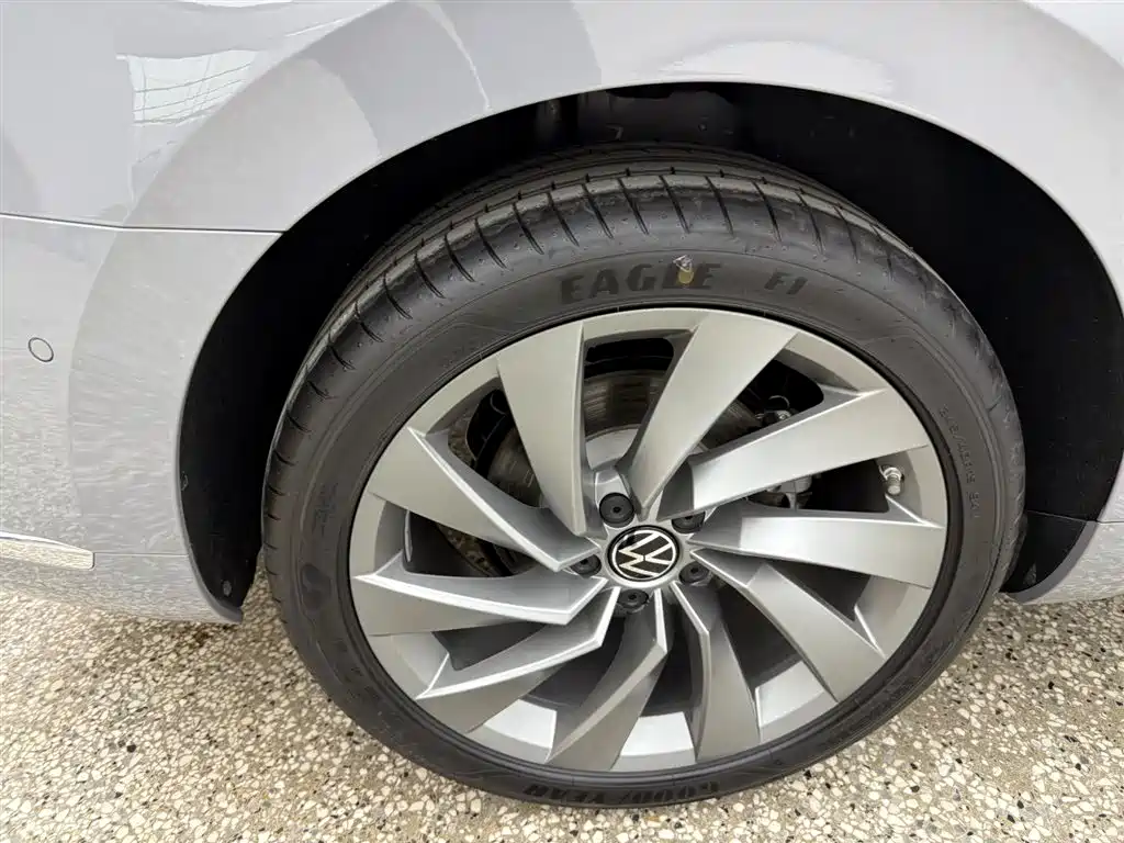 Volkswagen FAW-Volkswagen CC 2024 380TSI Eye-catching Edition фото 14