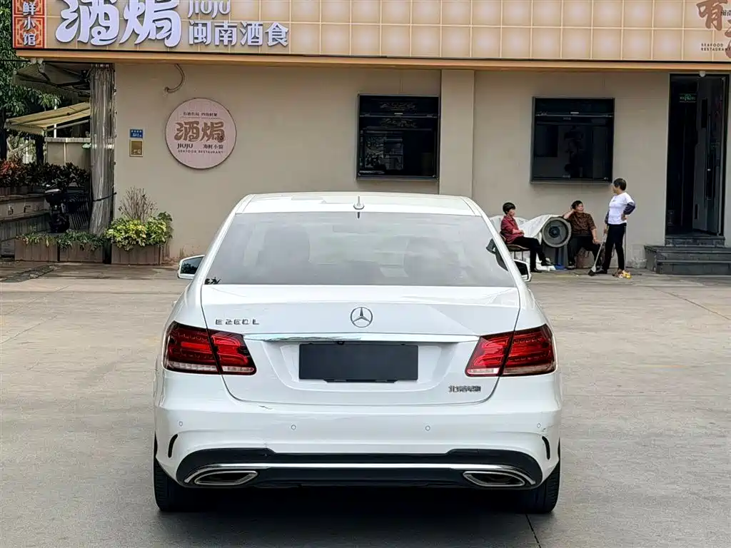 Mercedes-Benz E-Class 2015 E 260 L Sport фото 8
