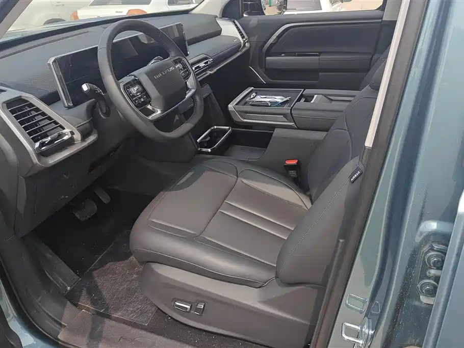 SAIC MAXUS INTERSTELLAR X