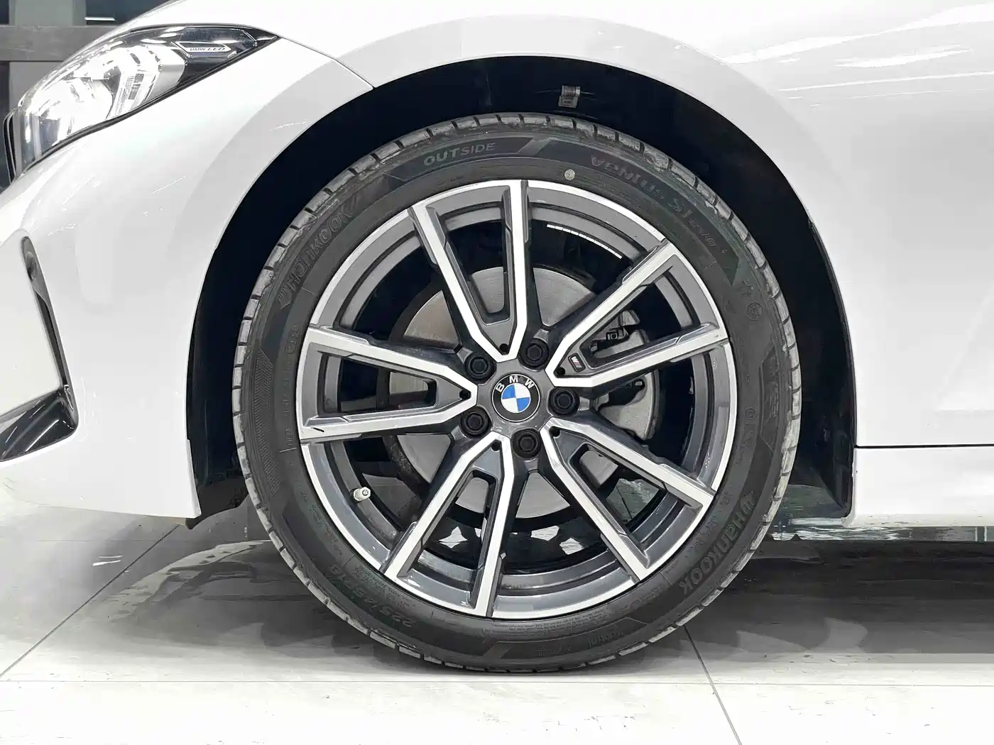 BMW 3 Series 2023 320Li M Sport Package фото 14