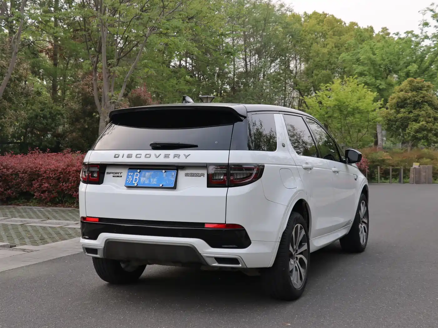 Land Rover Discovery Sport 2020 249PS R-Dynamic Performance Tech 7-seater фото 3