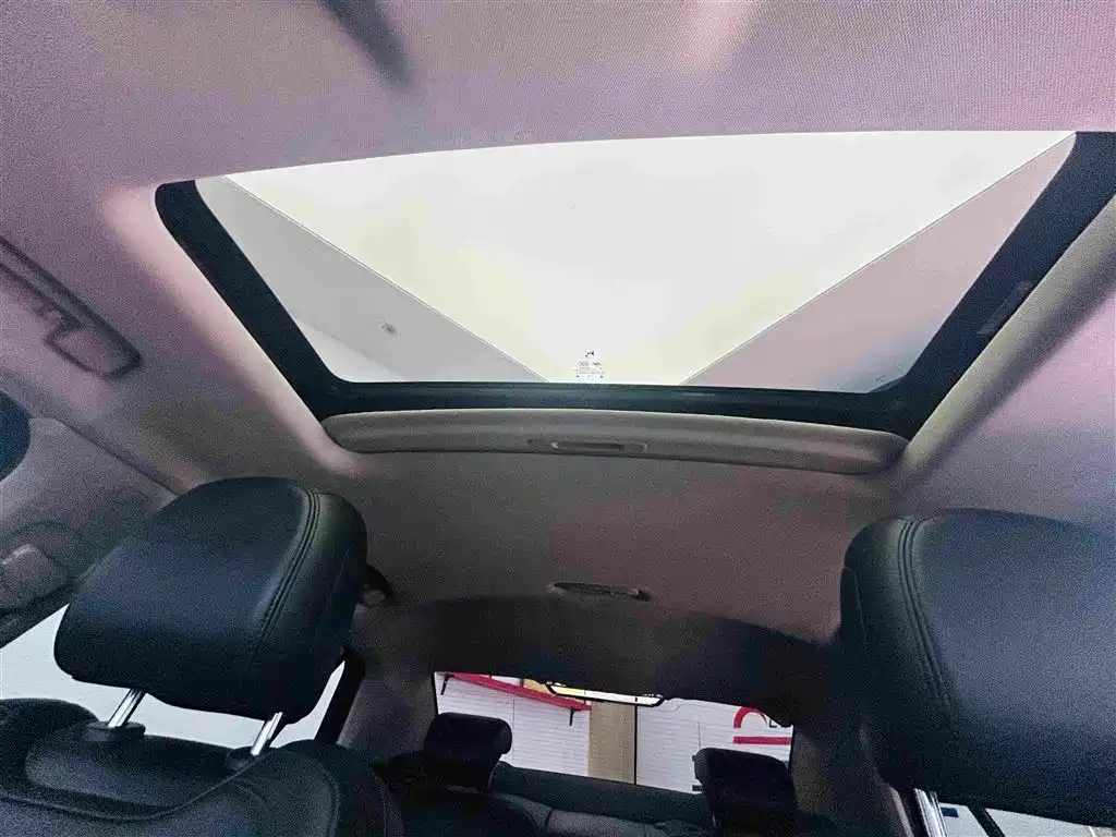 DS 5LS 2014 2014 1.8L Automatic Comfort VTi140