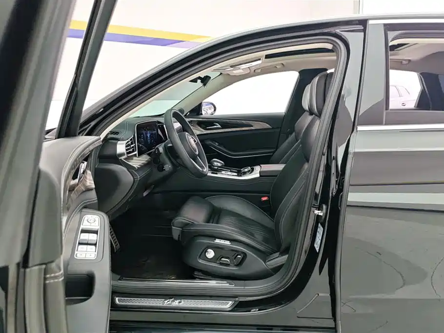 Hongqi H9 2020 2.0T Smart Connection Qi Xiang Edition фото 9