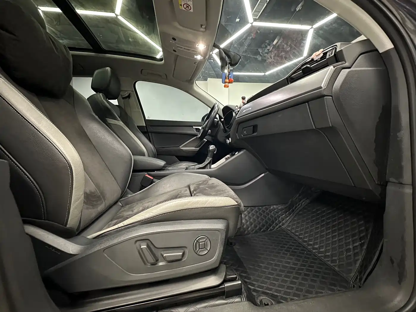 Audi Q3 2020 35 TFSI Fashion Dynamic фото 14