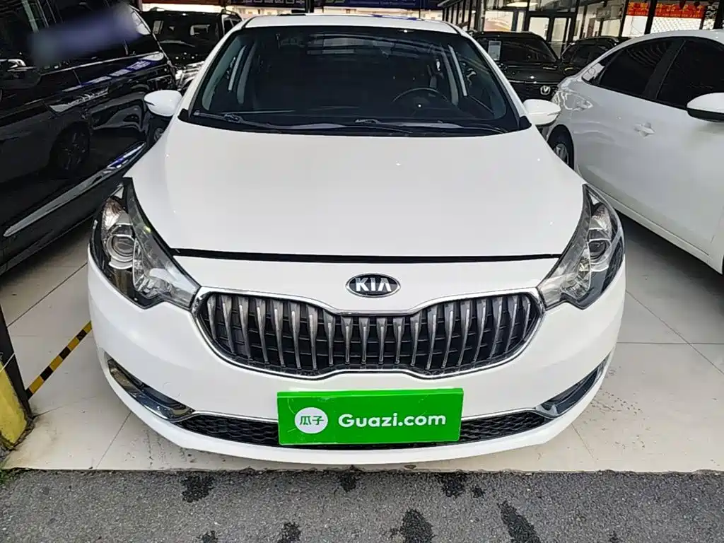 Фото 3 - Kia K3