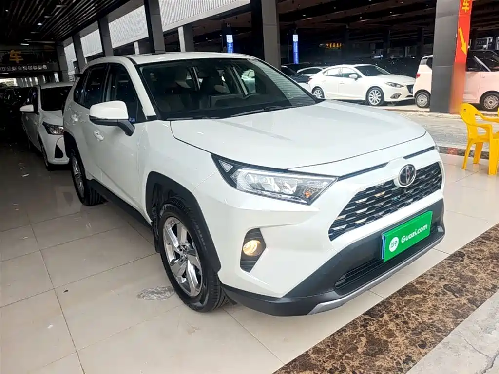 Toyota RAV4 Rongfang 2020 2.0L CVT 2WD Fashion PLUS фото 4